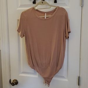 🍋 3 for $15 Lulus Beige Bodysuit Basic